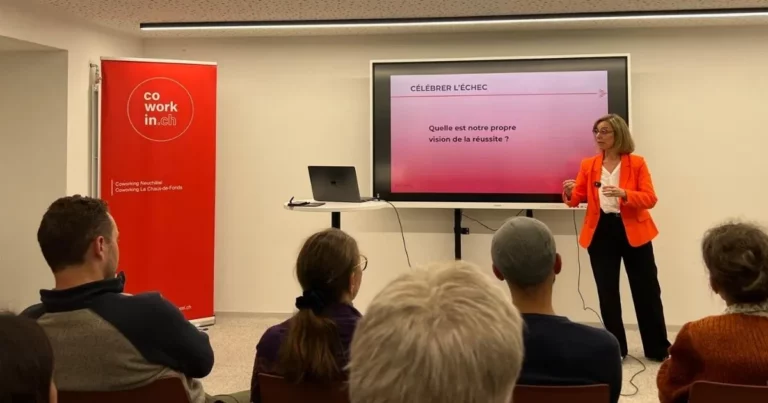 Sacheen Sierro lors d'une conférence sur l'échec entrepreneurial et ses vertus